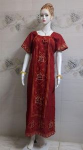 Ladies Red Kalamkari Cotton Nighty, Technics : Machine Made