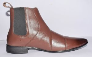 Mens Brown Leather Ankle Boot, Packaging Type : Box