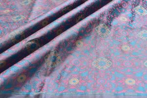 Tanchoi Handwoven Pure Satin Silk Banarasi Thaan