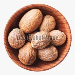 Raw Whole Nutmeg For Cooking