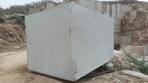 Rough Solid Rajasthani White Granite Block, Thickness : 20-30mm