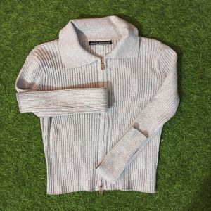 Ladies Zipper Sweater