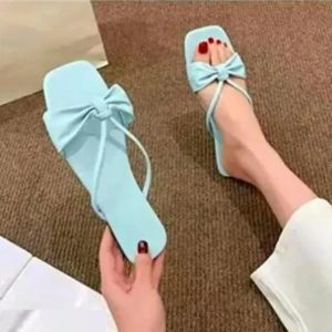 Women Flat Slippers