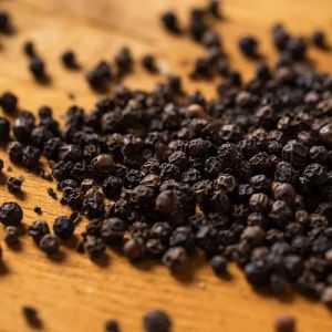 BB1 Quality-550 G/L Black Pepper