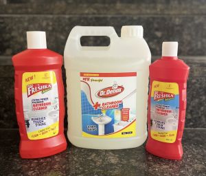 Dr.Denox Bathroom Cleaner 5Ltr, Packaging Type : PET Bottles