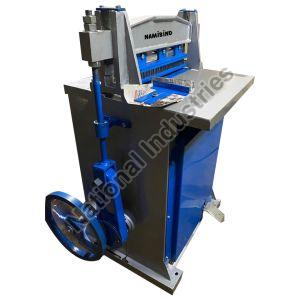 Heavy Duty Die Changeable Paper Punching Machine With Punching Capacity 50 Sheets