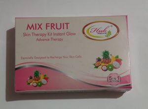 Huk Natural Fruit Facial Kit