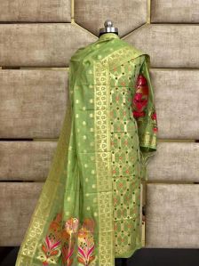 Ladies Green Handloom Pure Banarasi Suit