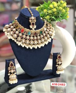 kundan jewellery necklace