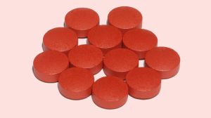 Lycopene, L-Lysine, Niacinamide, Thiamine HCL, Riboflavin, Cyanocobalamin Tablets