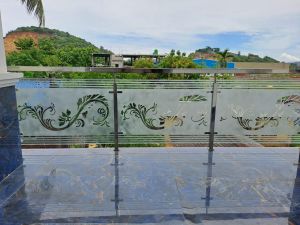ss glass railing