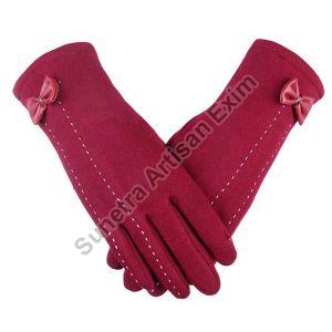 Girls Woolen Gloves