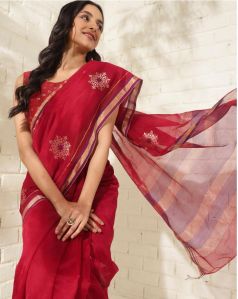Red Cotton Silk Blend Woven Saree
