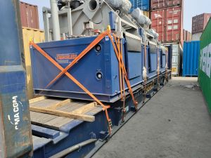 export container lashing