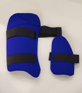 cricket thigh guards