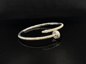 Ladies Casual Wear Diamond Bracelet