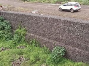 Retaining Walls Construction Services