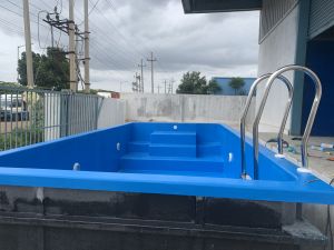 Fiberglass pool