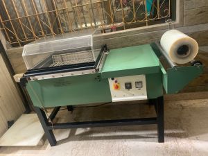 Second Hand Semi-Automatic Shrink Wrapping Machine