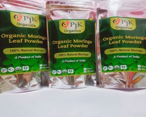 organic moringa powder