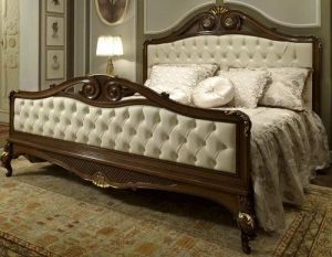 Wooden Queen Size Double Bed