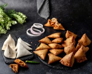 Frozen Paneer Samosa