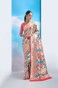 AF275 Ladies Peach Zari Woven Banarasi Silk Paithani Saree With Blouse