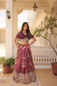 designer lehenga