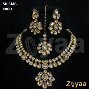 Zoyaa Brass Kundan Imitation Jewellery, Gender : Female