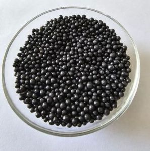 Black Shiny Bentonite Granules