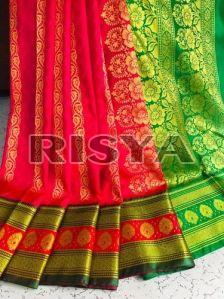 Banarasi Silk Handloom Saree, Speciality : Shrink-Resistant, Attractive Pattern