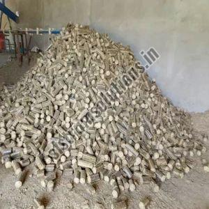 Saw Dust 90mm Biomass Briquettes, Packaging Type : Plastic Bags