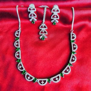 Emerald Stone Silver Plated Jewelry Set