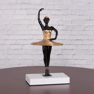 Black Swan Sculpture Decor