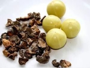 Dark Brown Indian Dried Gooseberry, Certification : FSSAI Certified, Packaging Size : 5-20kg For Medicine