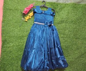 Round Neck Fleece Girls Party Wear Dress, Color : Dark Blue, Age Group : Tweens (9-12 Years)