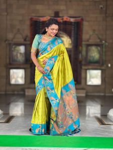 Soft Paithani Silk Saree With Zari Weaving Work