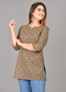 Cotton Printed Ladies Short Kurti M, Xl, Age Group : Adults