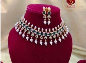 Ssaazz Brass Pearl Wedding Wear Necklace Set