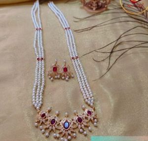 Ssaazz Ladies White Traditional Tanmani  Necklace Set