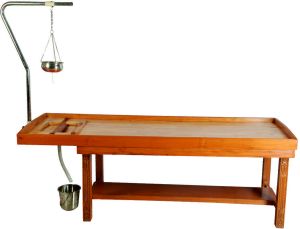 Vi 1002 Massage Cum Shirodhara Table