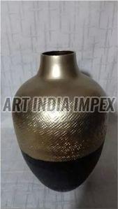 Black Golden Aluminium Flower Vase, Size : 15x23 Cms