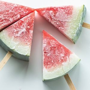 Natural Frozen Watermelon Slices, Color : Red, Certification : FSSAI, Taste : Light Sweet