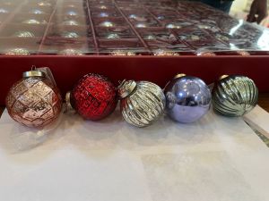 Glass Christmas Decoration, Color : Coustomer Choice Ball For Gifting