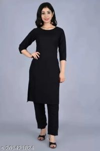 Women Boat Neck Printed Straight Cotton Kurta