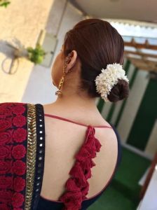 White Artificial Gajra with Rubber Band