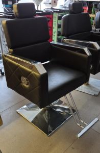 Mayur Handle Chair-Black