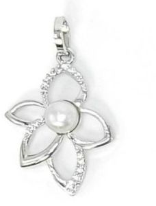 Five Petal Pearl Floral Pendant