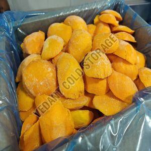 Yellow Organic Frozen Alphonso Mango