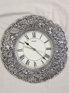 Leaf Crest Roman Wall Clock